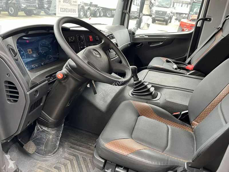 Camion Mercedes 1725 4x4 Refrigerator Truck