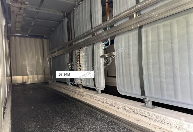 Kamion Mercedes 1022 Kühlkoffer mit HB