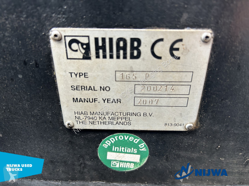 Vrachtwagen Volvo 440 6X2 Hiab 165 roller kraan
