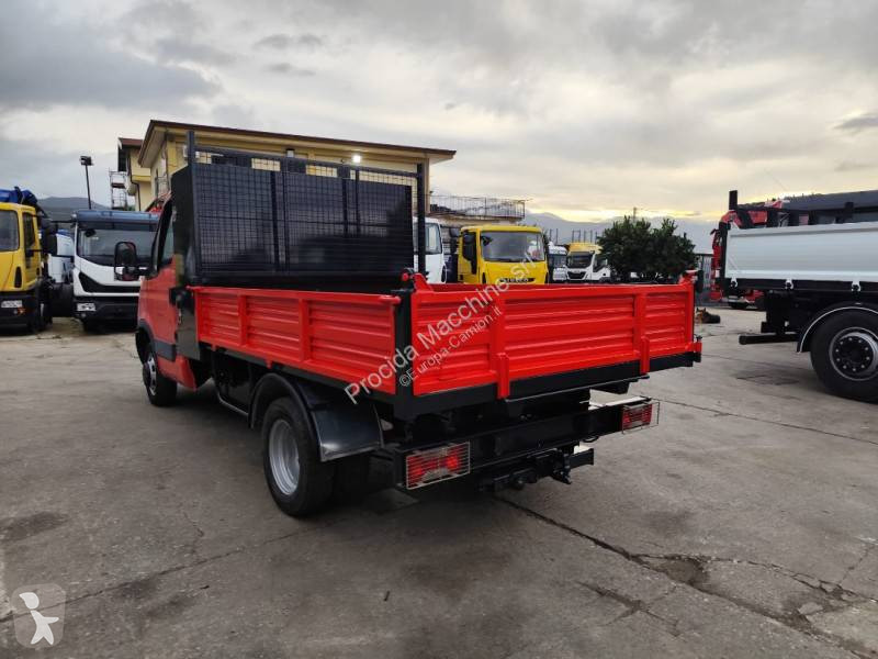 Véhicule utilitaire Iveco