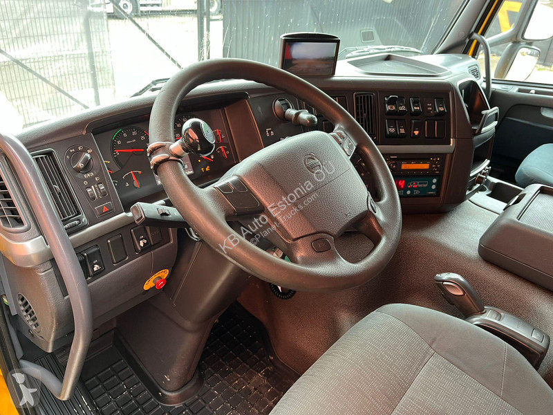 Kamion Volvo FM 370 6x2 BOX L=5128 mm