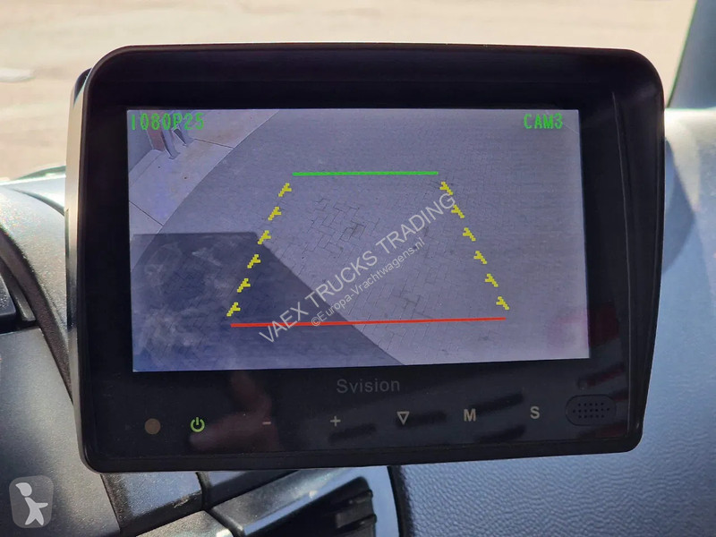 Kamion Iveco 75-190 Isotherm box - Zepro...