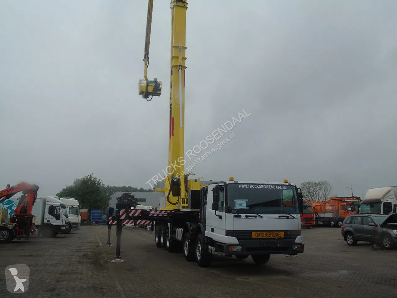 Kamion Mercedes 4148 + 84 meters + 10x4