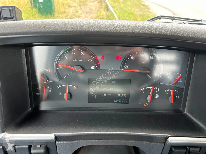 Kamion Volvo 330 186dkm!...