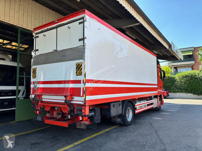 Vrachtwagen Mercedes actros 1848
