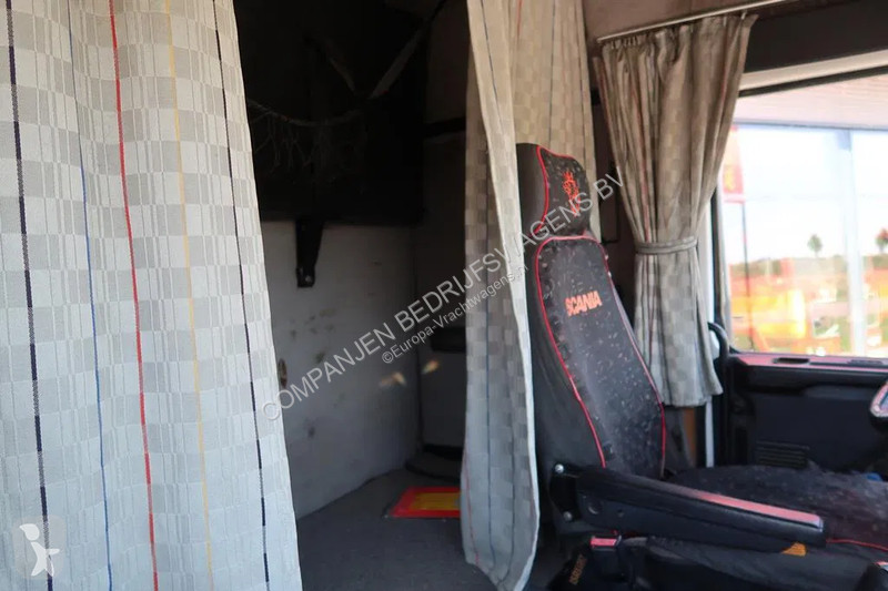 Kamion Scania R143-420 V8 EFFER 8200 Kraan -...