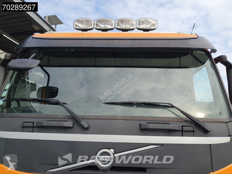Kamion Volvo 420 6X2 Combi HMF 2120 K 4 Crane...