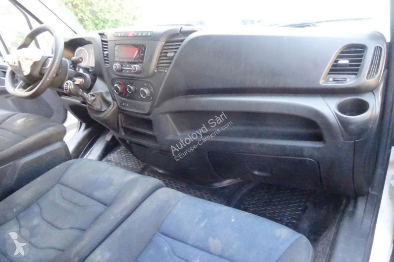 Autoutilitară Iveco