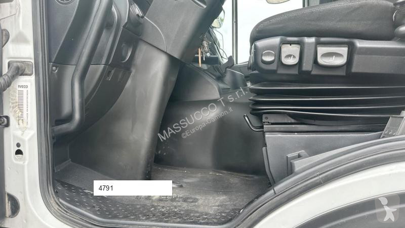 Kamion Iveco 460