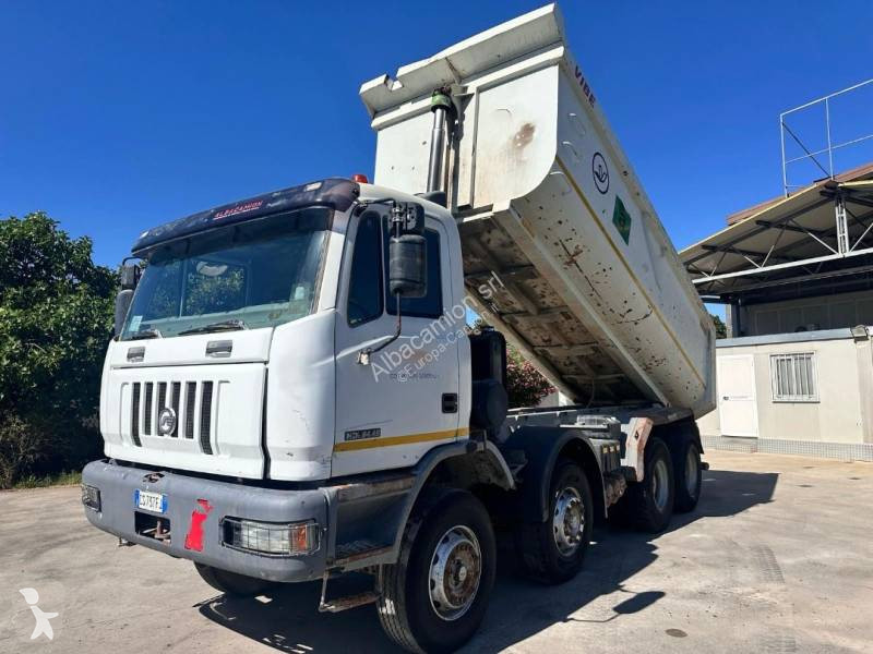 Camion Astra