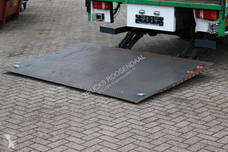 Kamion Mercedes 1018 + LIFT