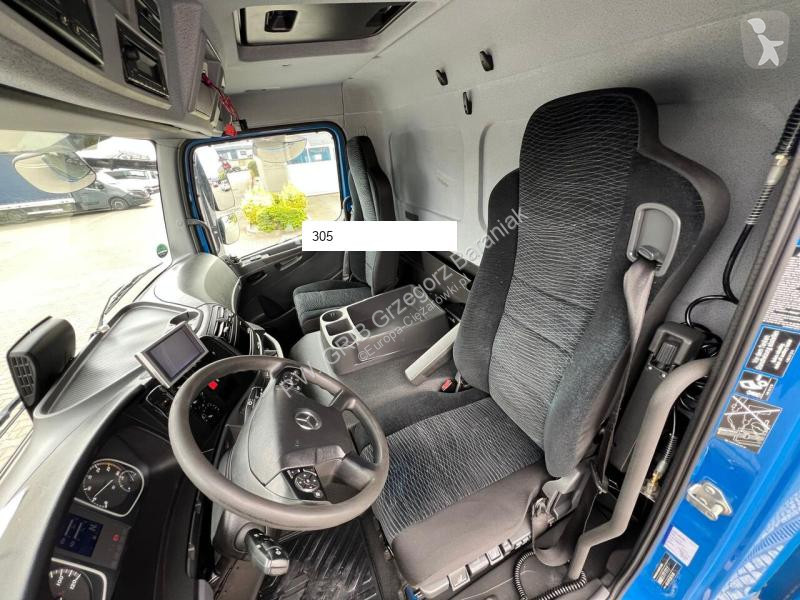 Camion Mercedes 1530 CURTAIN PLANE+LIFT 1.HAND