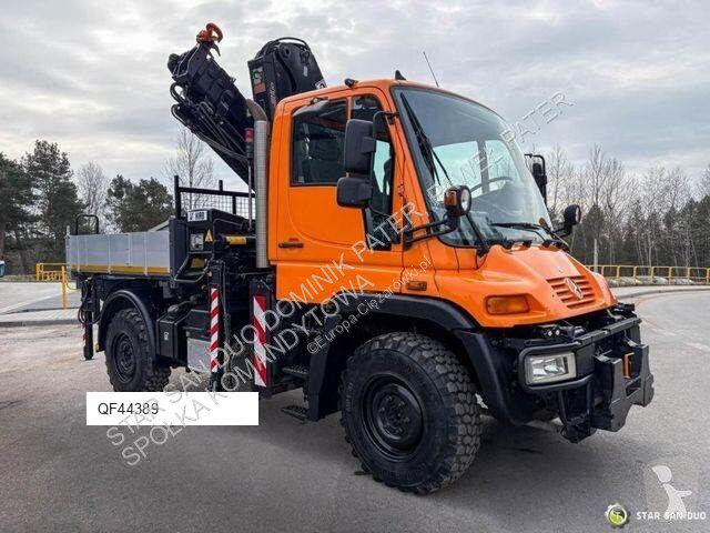 Vrachtwagen Mercedes Mercedes-Benz UNIMOG U300...