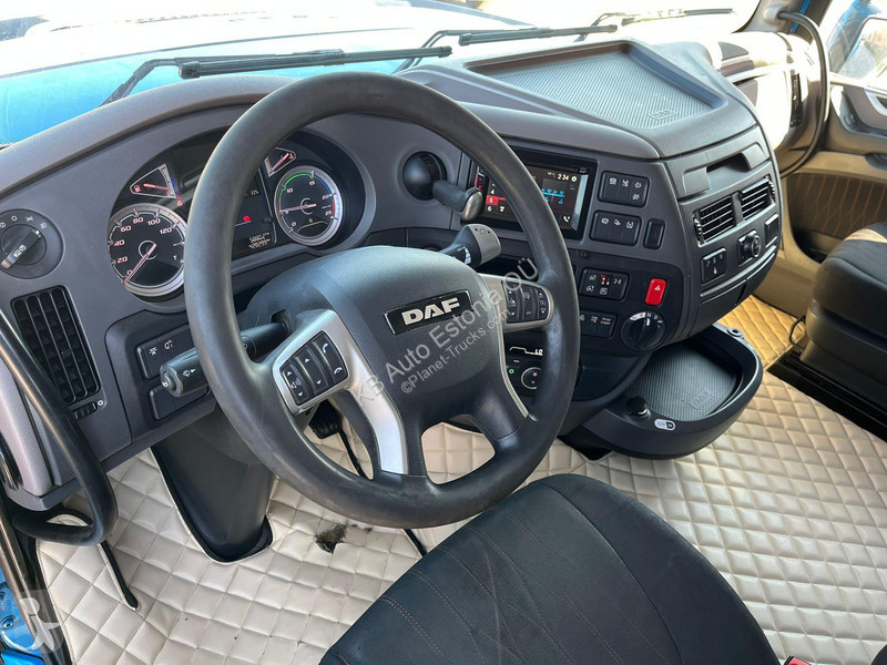 Camión DAF 530 6x2 CHASSIS L=6120 mm