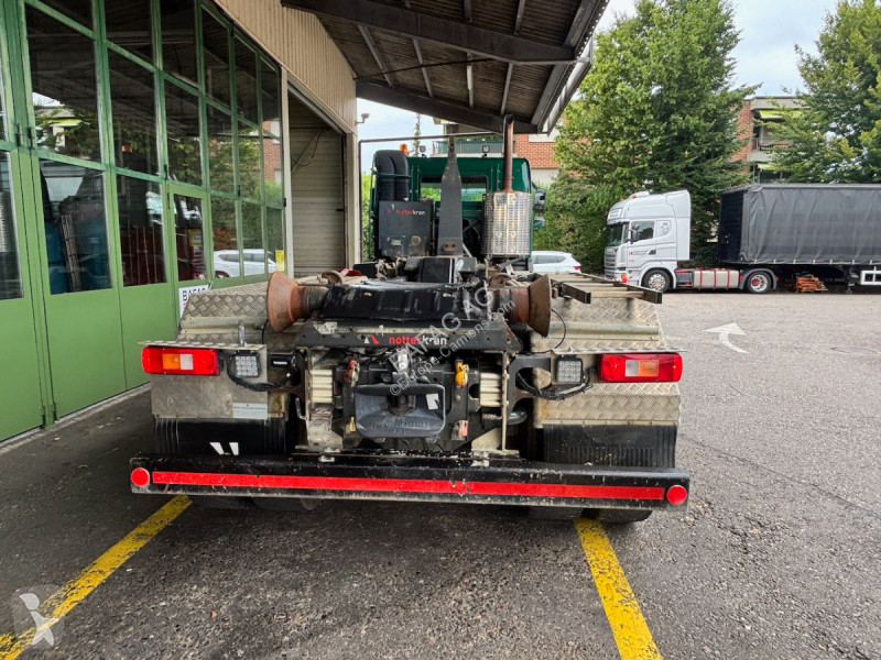 Kamion Volvo fmx-500    8x4r