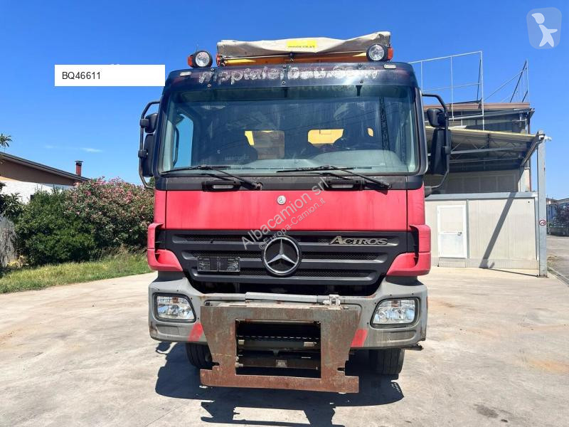 Camion Mercedes 3341