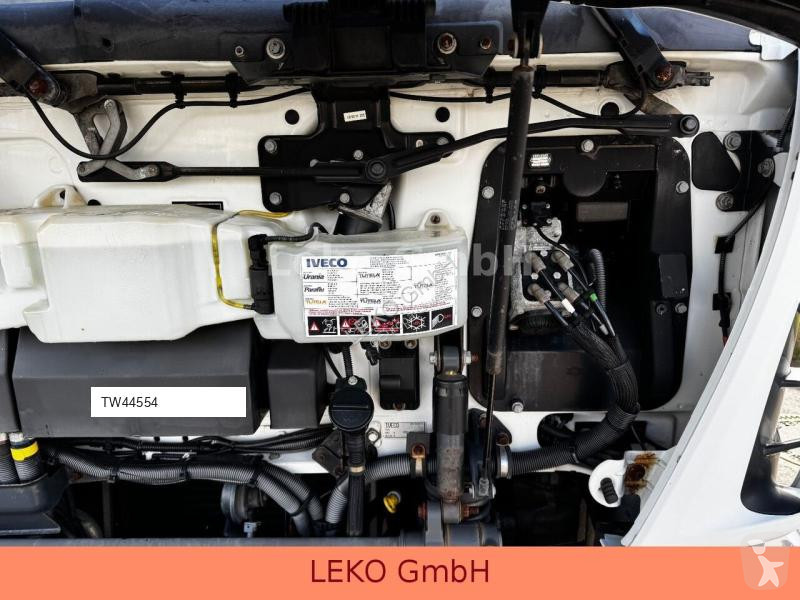 Lastbil Iveco 160 ML 210