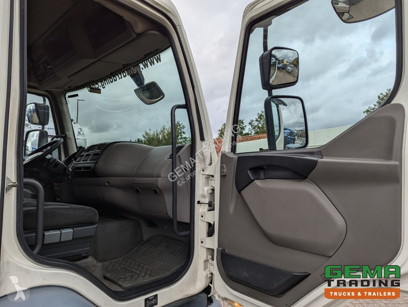 Kamion DAF FA 300 4x2 Sleepcab 18T Euro5...