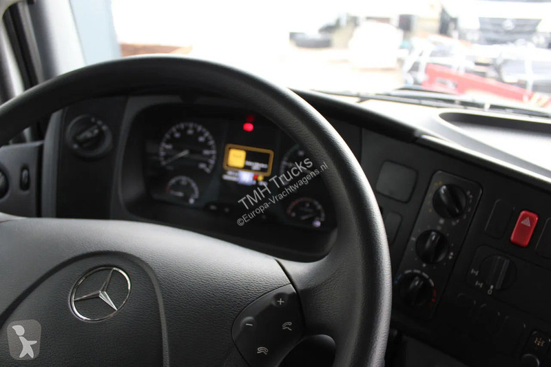 Camion Mercedes 3344 K 6x4 Tipper Truck