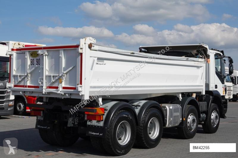 Kamion Iveco TRAKKER
