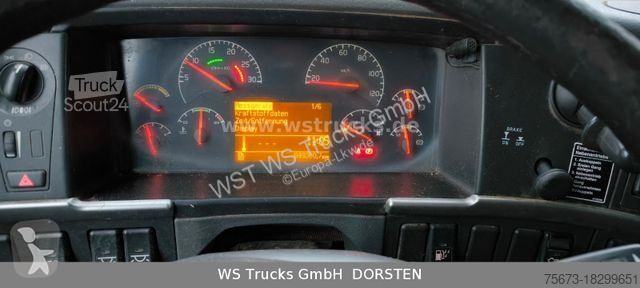 Lastbil Volvo FM 260 mit KABA 2 Stock Vollalu...