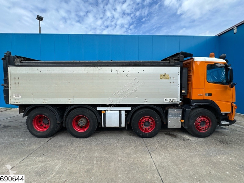 Lastbil Volvo 420 8X2, EURO 5, HYVA