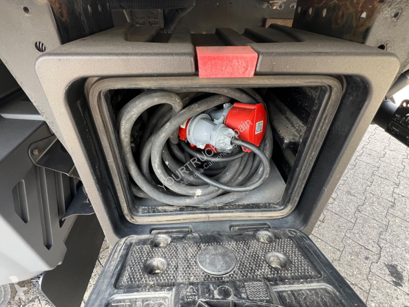 Mercedes 816 E6 CS 750 Strom Tür+LBW S.Tür TW...