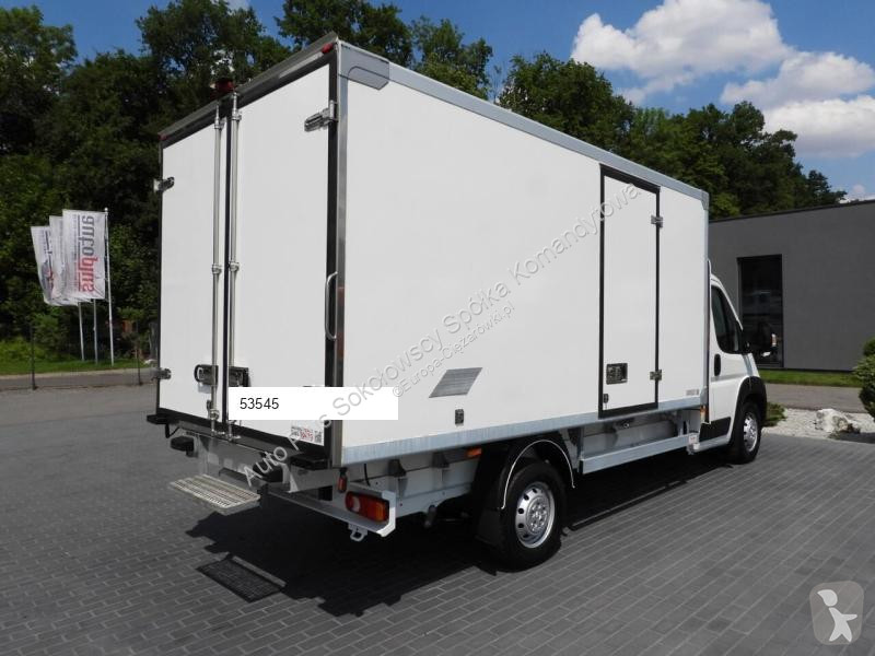 Camion Peugeot BOXER CHŁODNIA KONTENER 0*C 8...