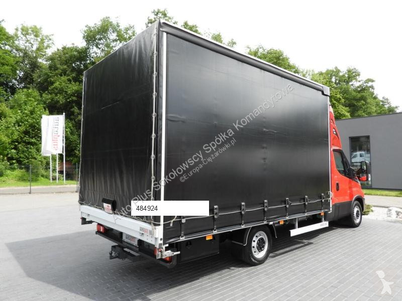 Véhicule utilitaire Iveco DAILY 35S21 PLANDEKA...
