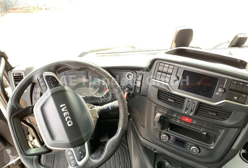 Camion Iveco S-WAY 460