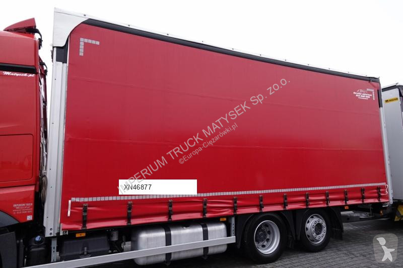 Kamion s návěsem  Camion rideaux coulissants +...