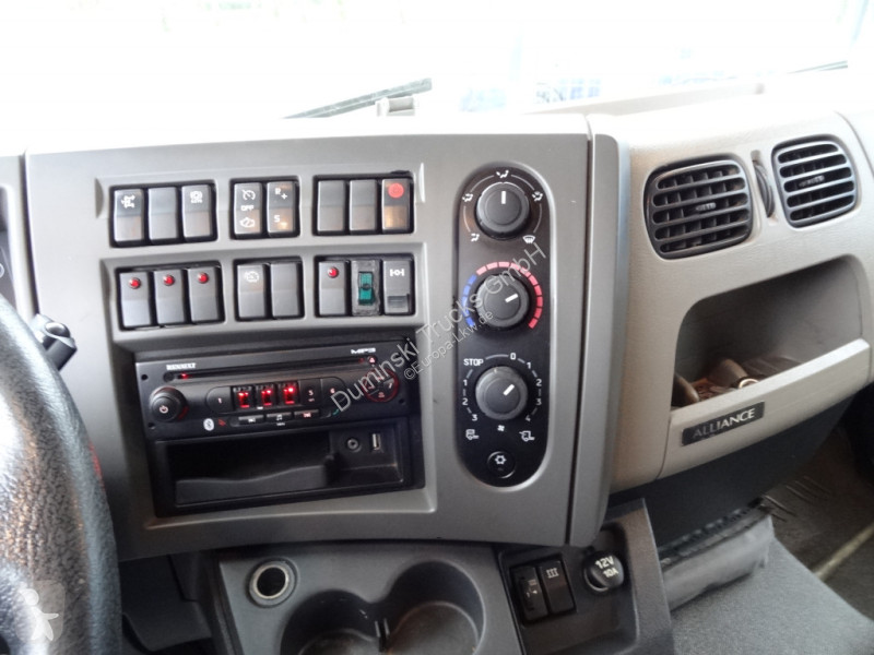 Kamion Renault 300.12 Fassi F80