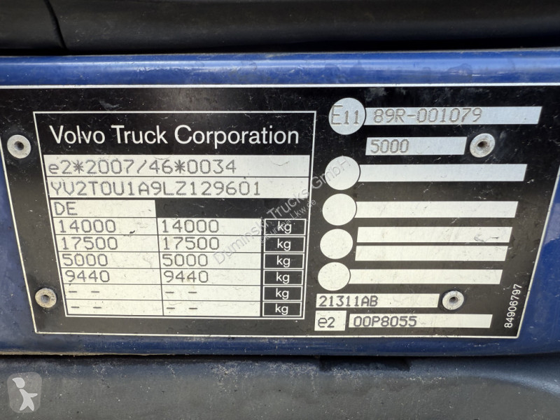 Kamion Volvo FL210 14 Tonner