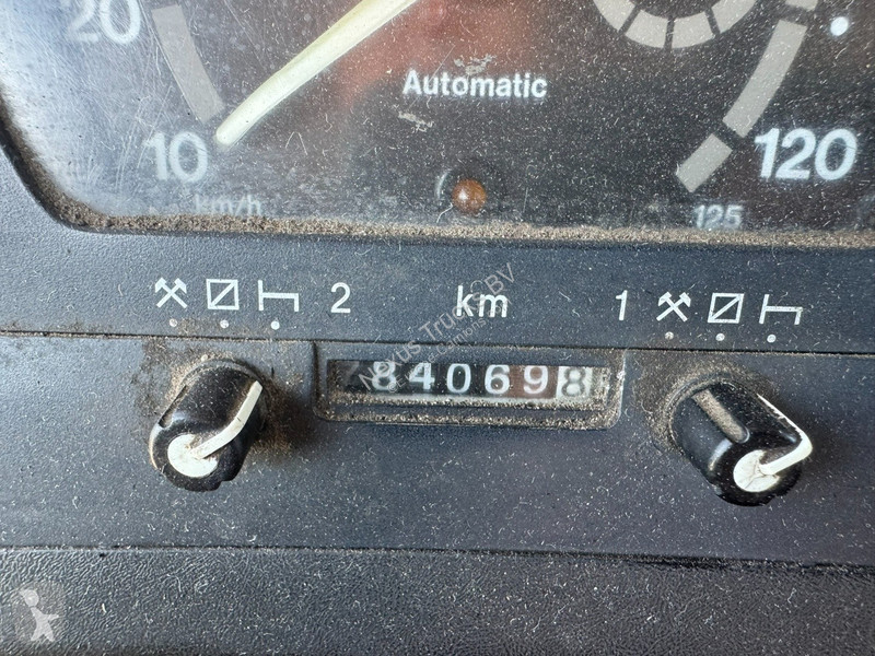Lastbil Scania - 280 (14.000L / MANUAL PUMP &...