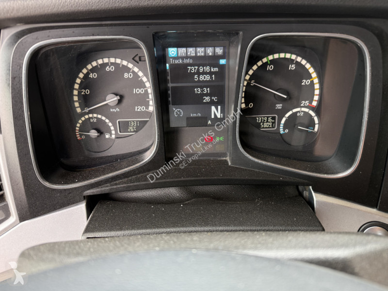 Cabeza tractora Mercedes 1842LS Kran HMF 2020...