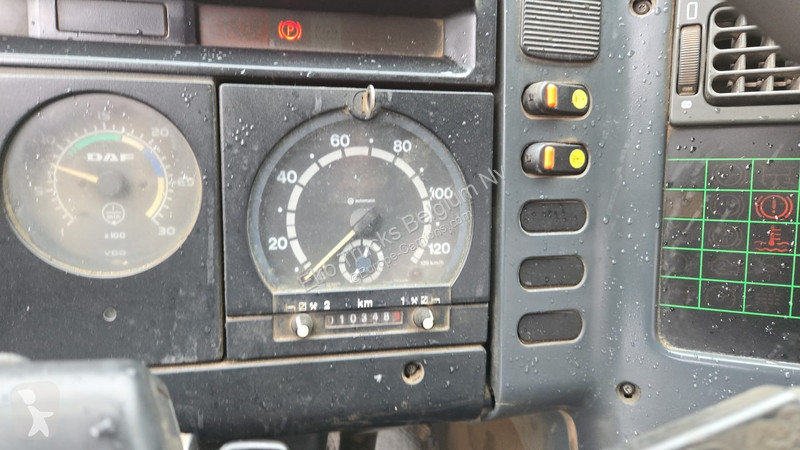 Kamion DAF 340 (EURO 2 / MANUAL PUMP / STEEL...