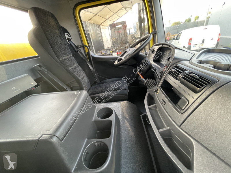 Kamion Mercedes  1224