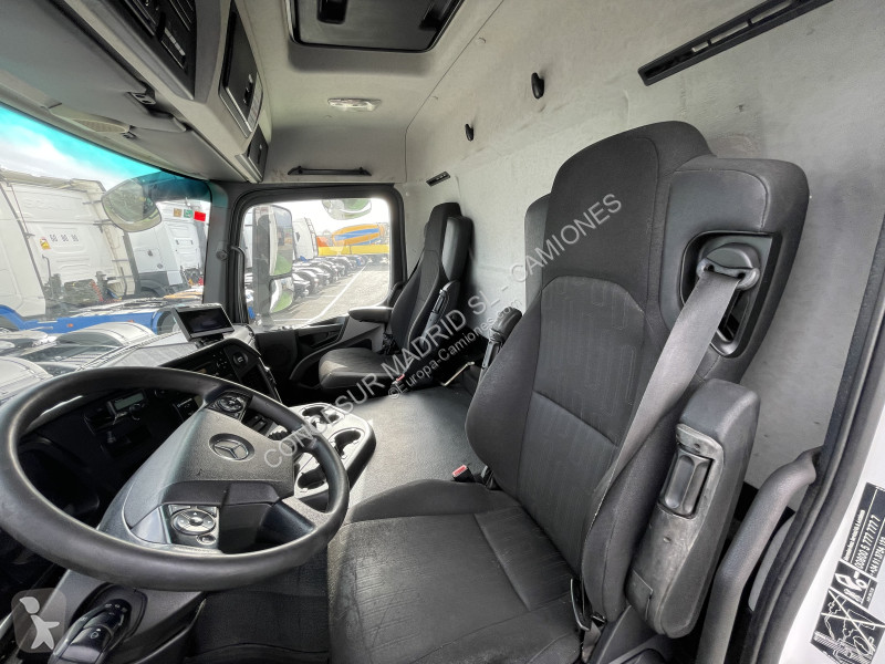 Vrachtwagen Mercedes  1830L