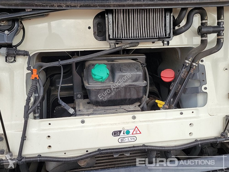 Camion  CF230