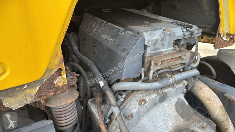 Camión Mercedes 815 (BOITE MANUELLE / MANUAL...