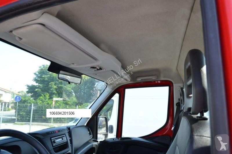 Véhicule utilitaire Iveco 35C13 2.3 CASSONE...