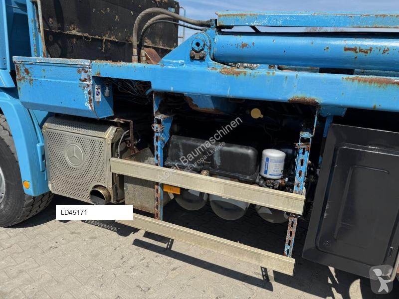 Camion Mercedes AK12