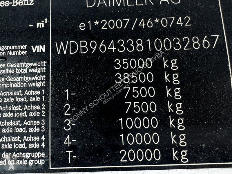 Camion Mercedes Arocs 3251 LB 8x4/4 Arocs 3251...