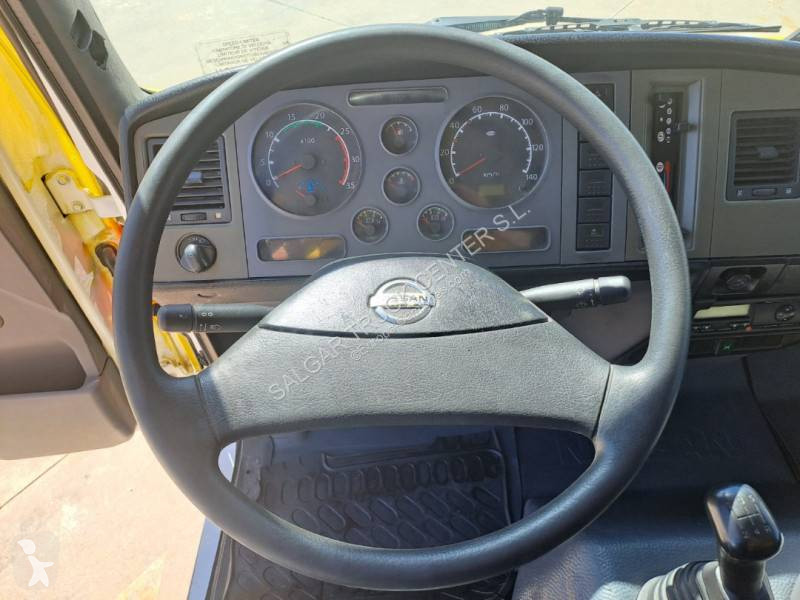 Kamion Nissan