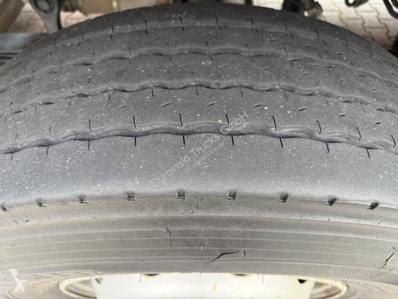 شاحنة Mercedes 3246K 8X4 Meiller
