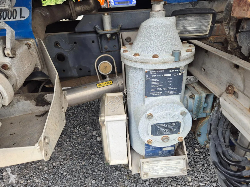 شاحنة Renault 220 10500L FUEL / CARBURANT - 4...