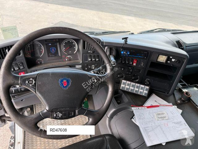 شاحنة Scania P400 8x2*6 HMK Bilcon 24.000 l....