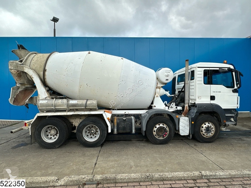 Camion MAN 32 360 8x4, EURO 4, SCHWING, 9m3,...