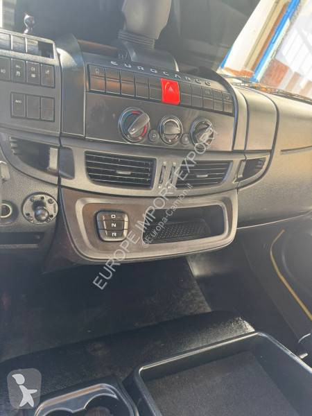 شاحنة Iveco