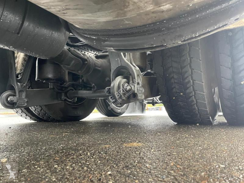 شاحنة Mercedes  ACTROS 25.40
